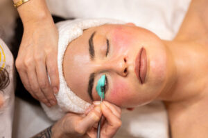 Anwendung: 2 in 1 – Lash & Brow Lifting